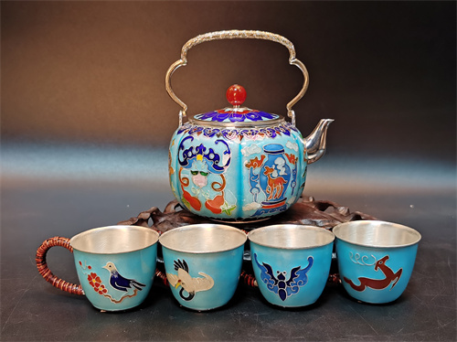 展销亮相第32届全国书博会AG真人网“山东手造”精品(图3)