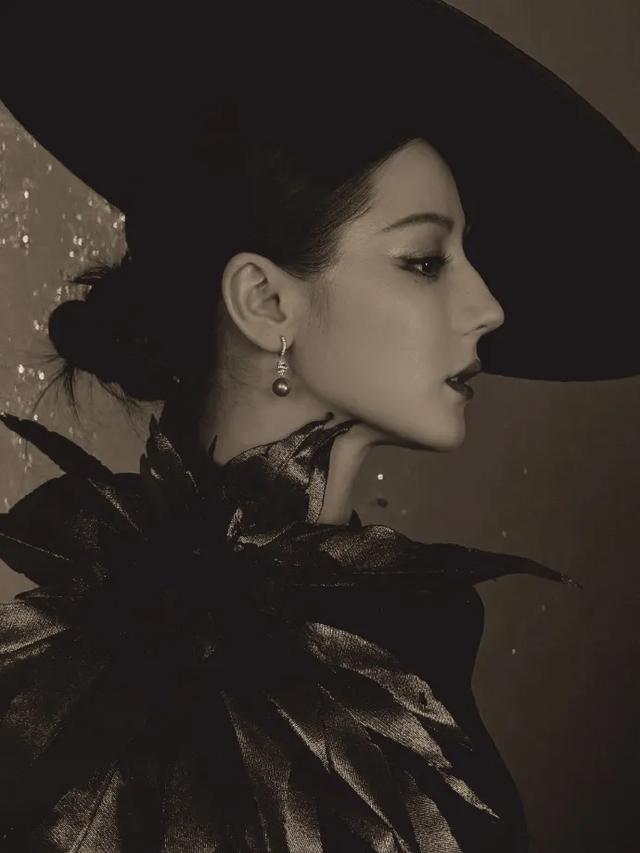 位女星排个名一个比一个惊艳舒淇仅排第3AG真人娱乐给2025红毯最美的10(图4)